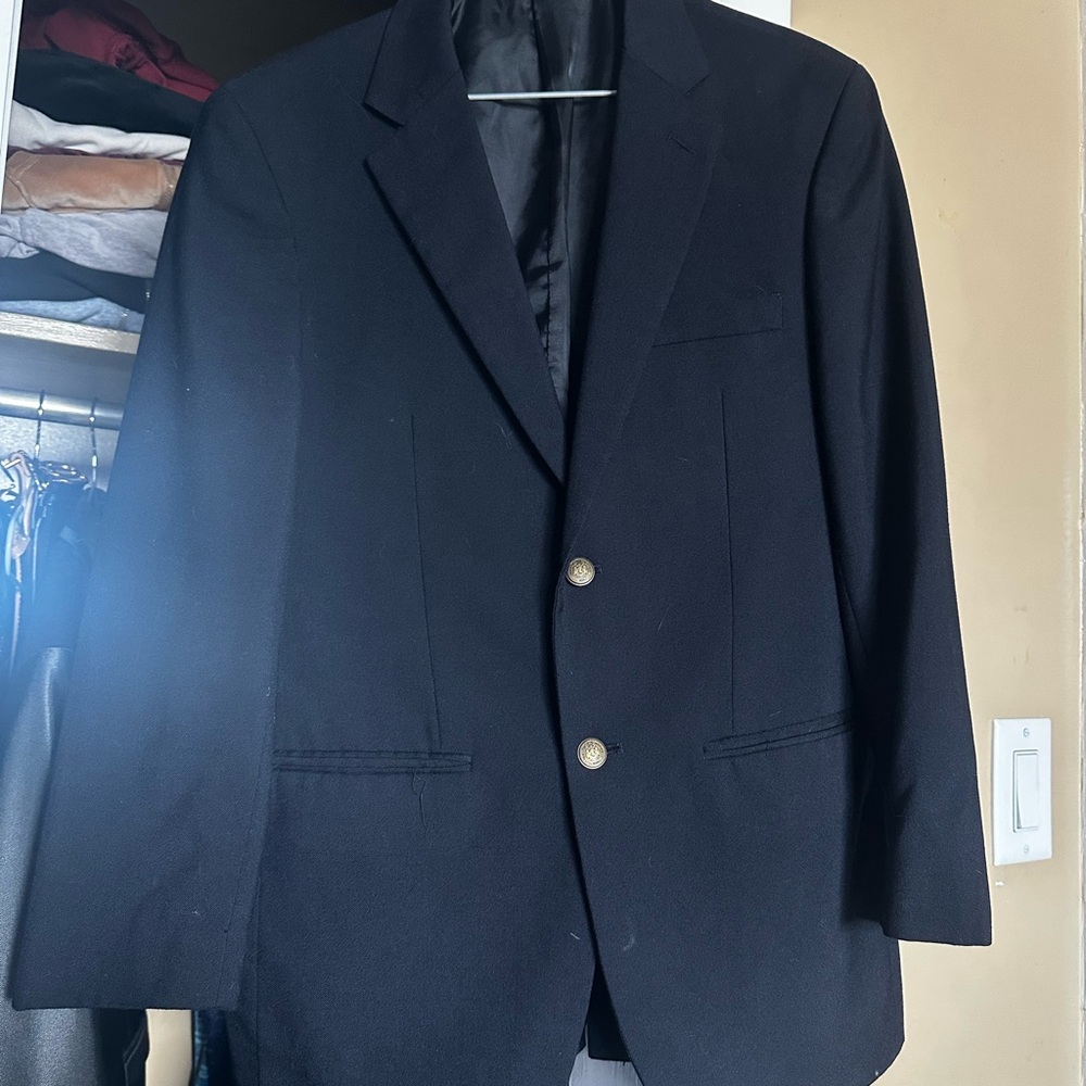 Navy Men’s Blazer from Joseph & Feiss.